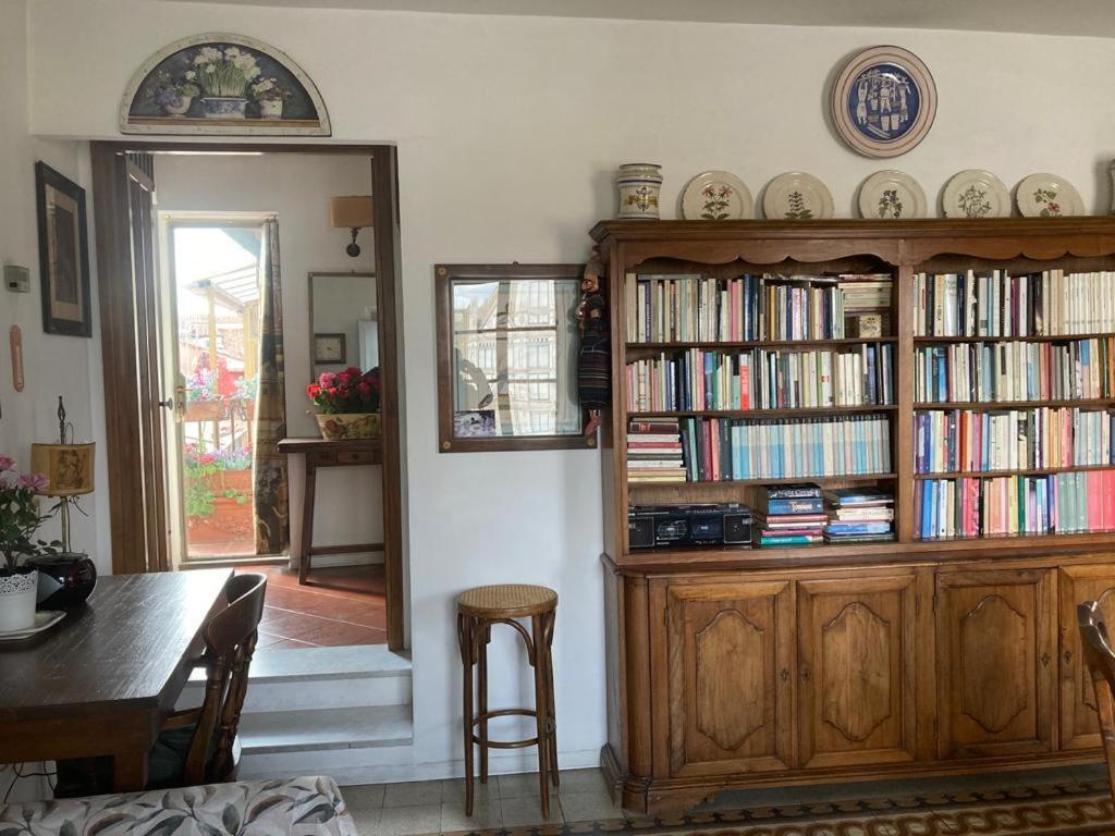 Attico In Piazza Santa Croce Apartment ฟลอเรนซ์ ภายนอก รูปภาพ