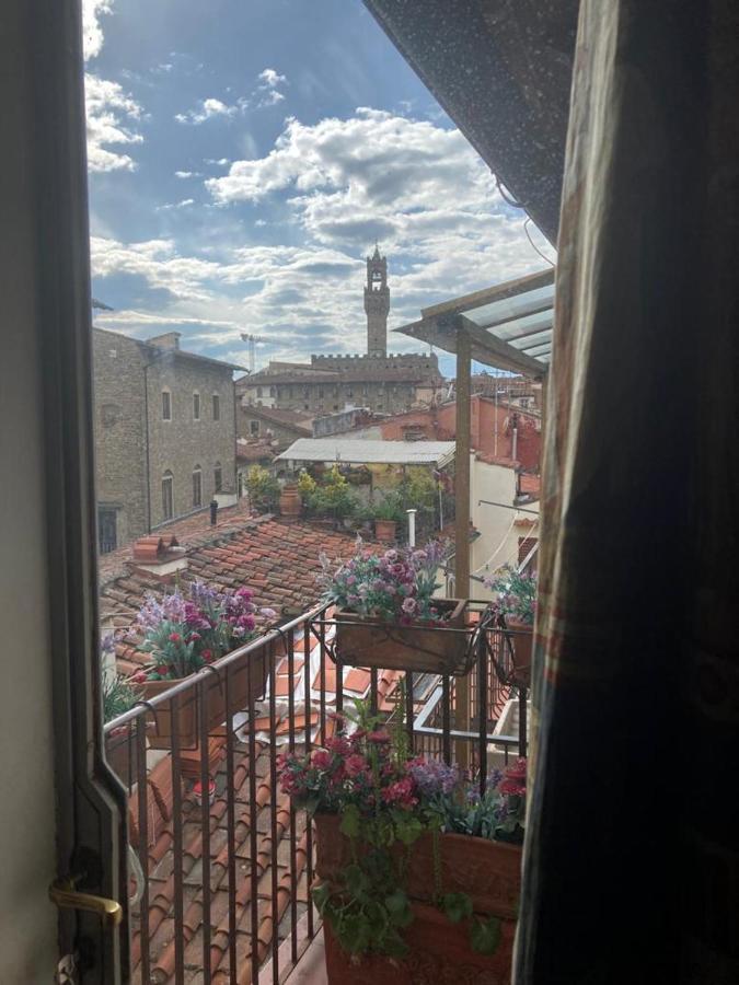 Attico In Piazza Santa Croce Apartment ฟลอเรนซ์ ภายนอก รูปภาพ