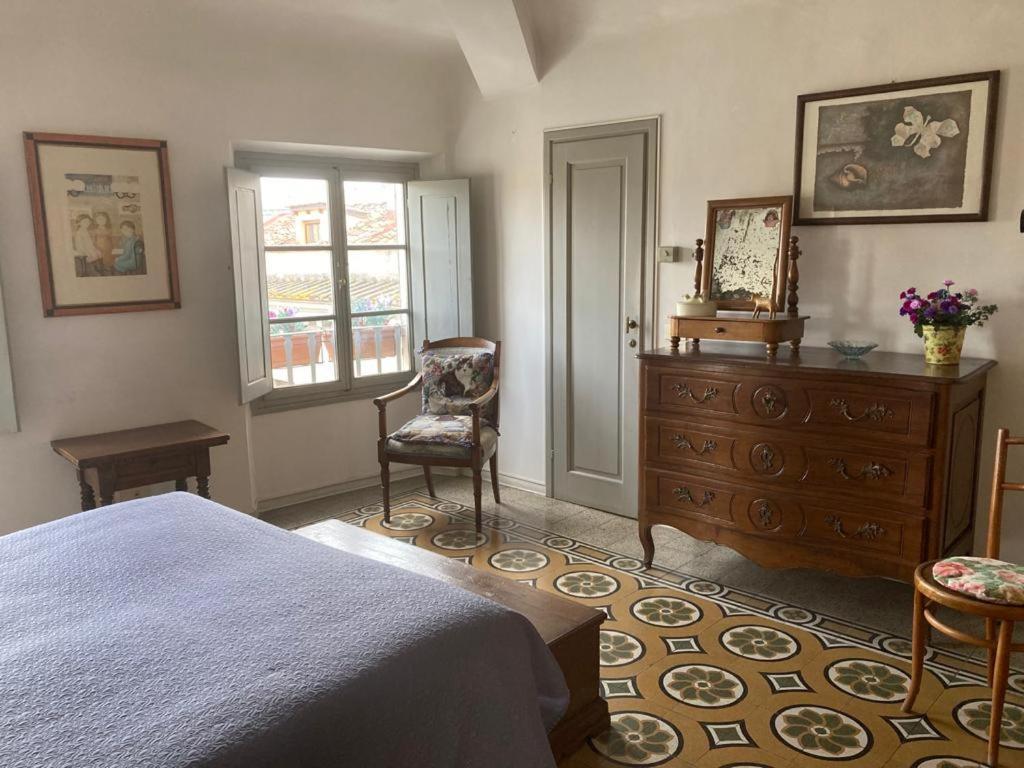 Attico In Piazza Santa Croce Apartment ฟลอเรนซ์ ภายนอก รูปภาพ